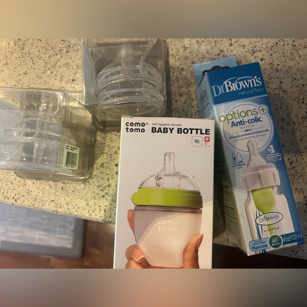 Como Tomo and Dr. Browns anti-colic Baby Bottle Bundle Brand New in box